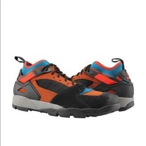 Nike ACG Air Revaderchi